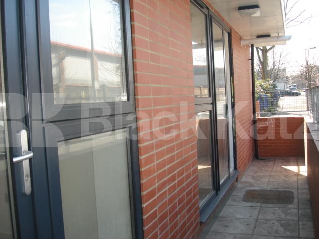 			1 Bedroom, 1 bath, 1 reception Apartment			 Gloucester Court, Rowcross St., Bermondsey